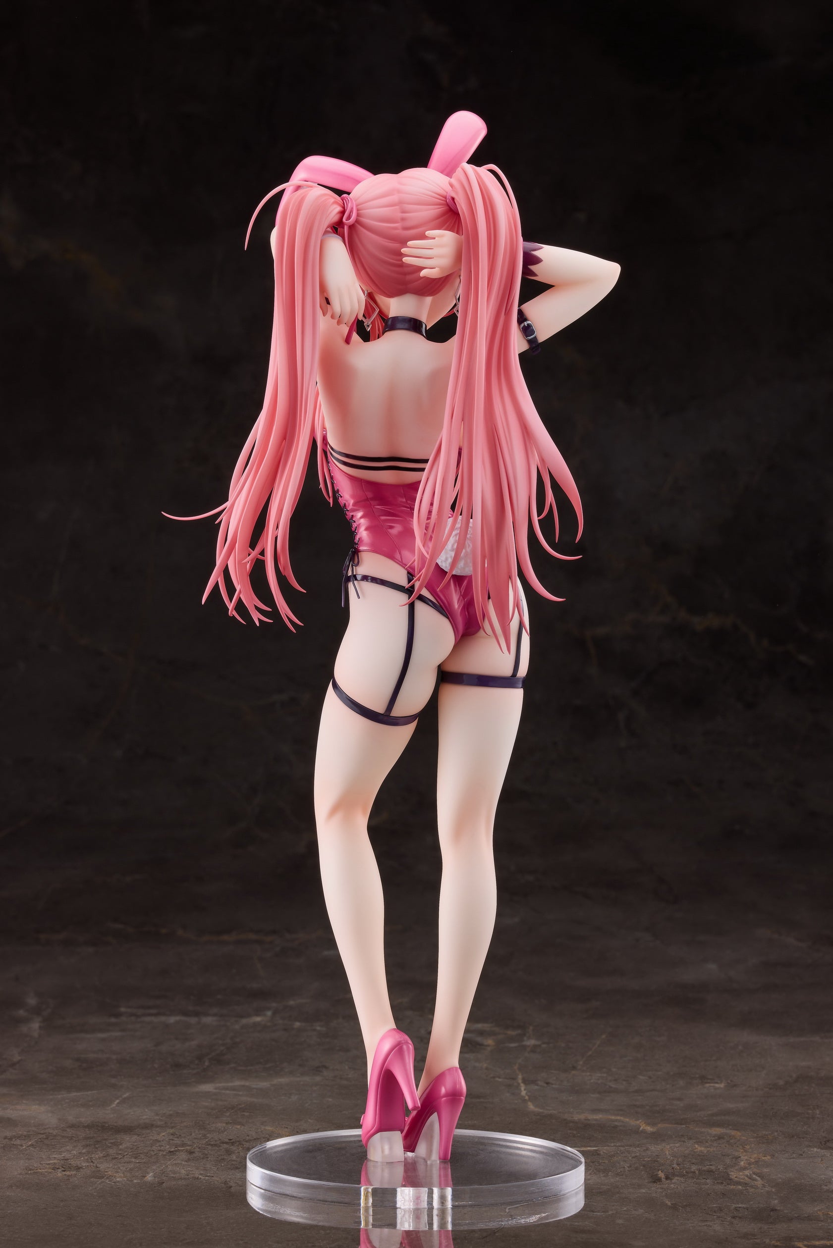PRE-ORDER Pink Twintail Bunny-chan: Deluxe Edition 1/4