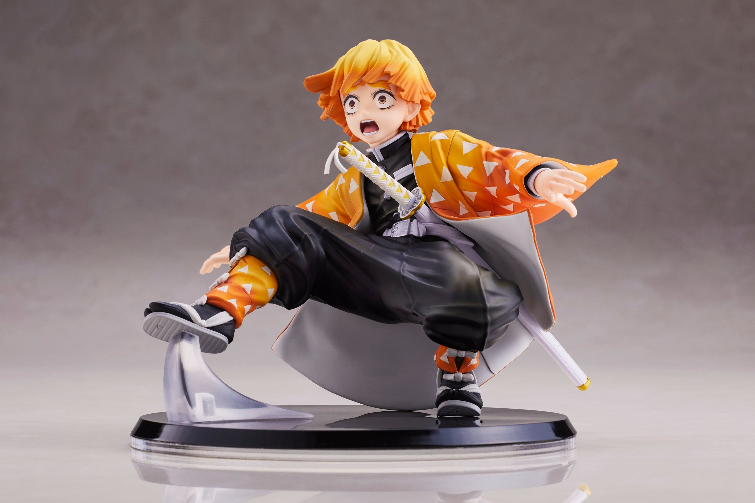 IN-STOCK Aniplex - Demon Slayer: Kimetsu no Yaiba - Zenitsu Agatsuma 1/8 [EXCLUSIVE]