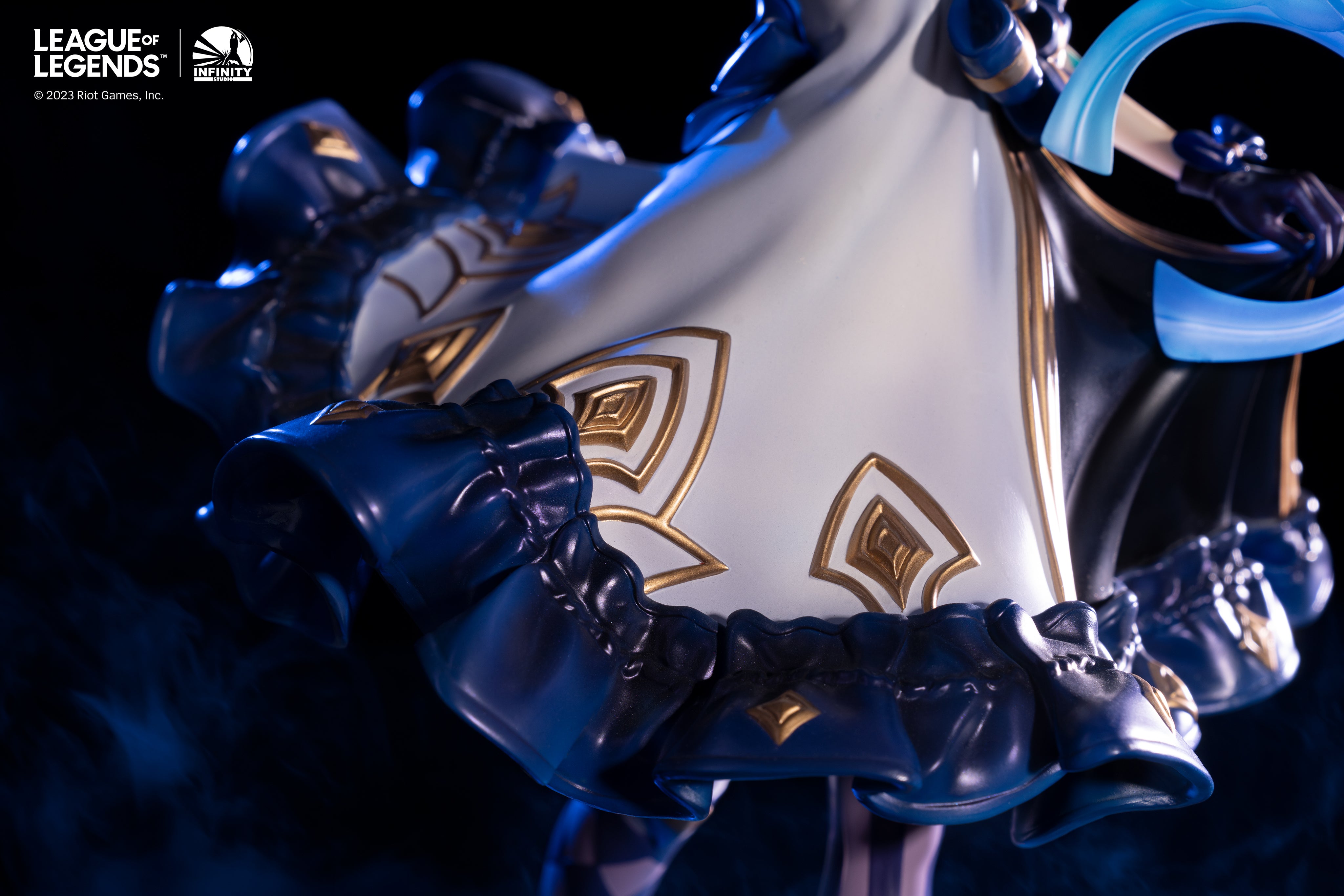 PRE-ORDER League of Legends - The Hallowed Seamstress Gwen 1/6