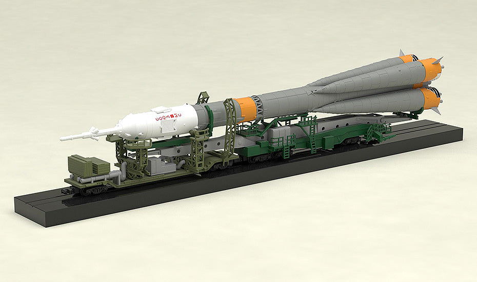 PRE-ORDER MODEROID - Soyuz Rocket & Transport Train 1/150 [2nd Release]