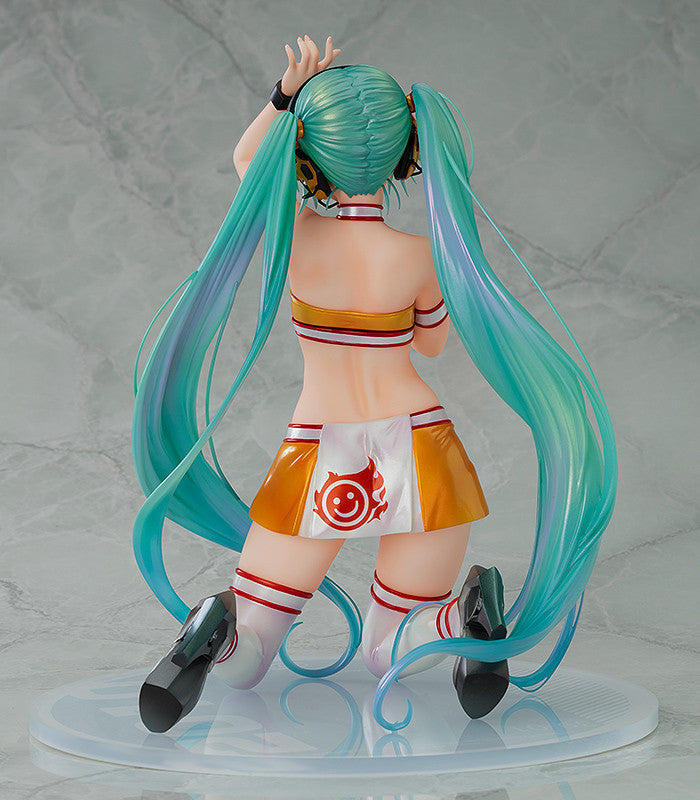 PRE-ORDER Hatsune Miku GT Project - Racing Miku 2010 Ver. Art by Kentaro Yabuki 1/7