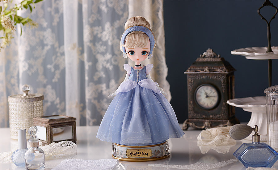 PRE-ORDER Harmonia bloom - Cinderella - Cinderella