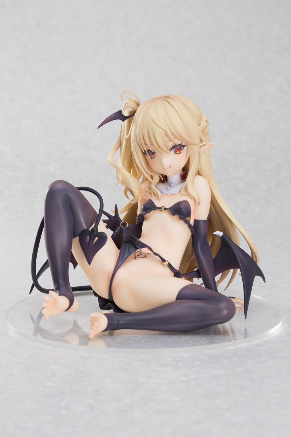 PRE-ORDER Succubus Titi Illustrated by Tamano Kedama 1/6
