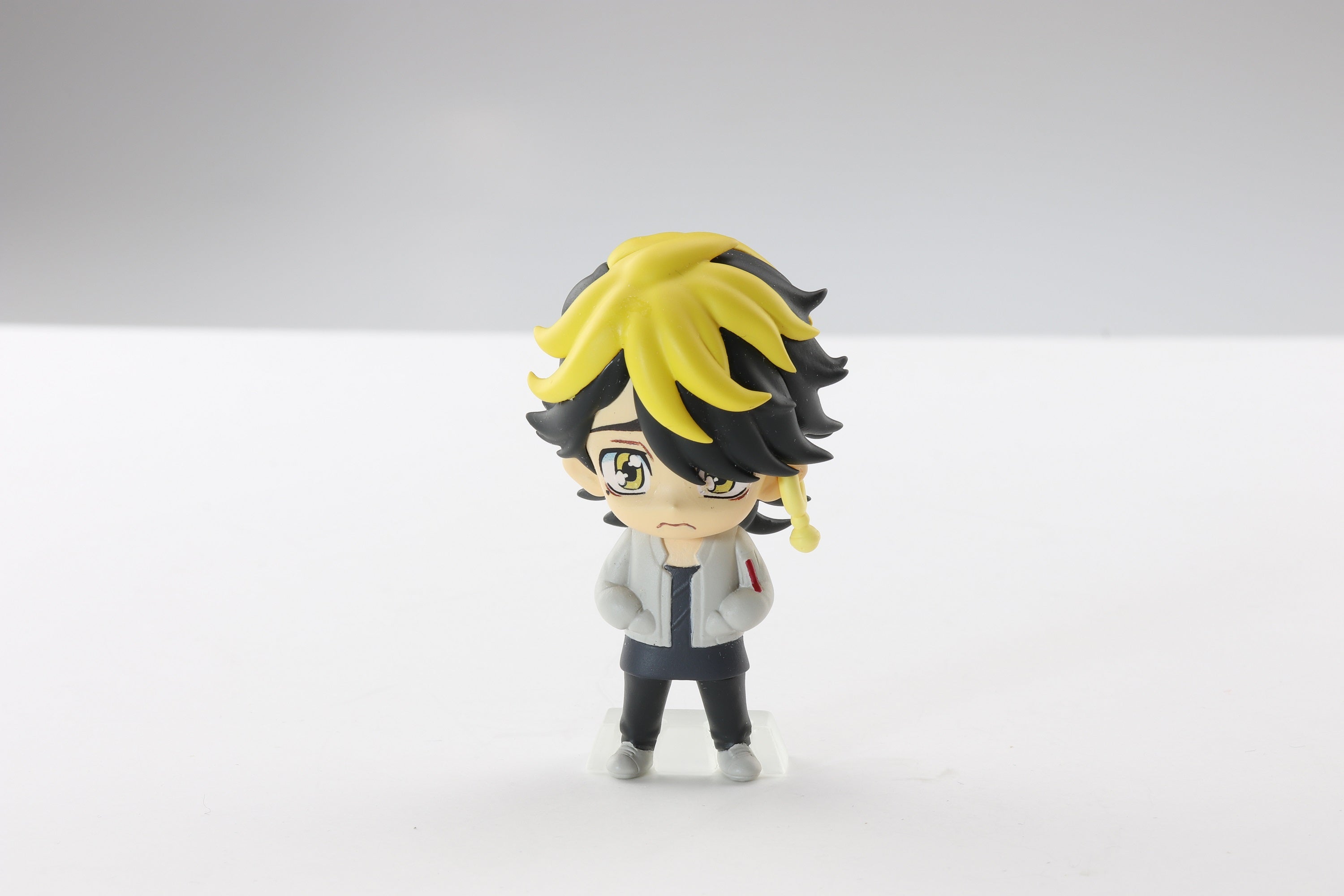 PRE-ORDER Tokyo Revengers - Blind Toy Mini Figure Vol.1 [Box of 10]