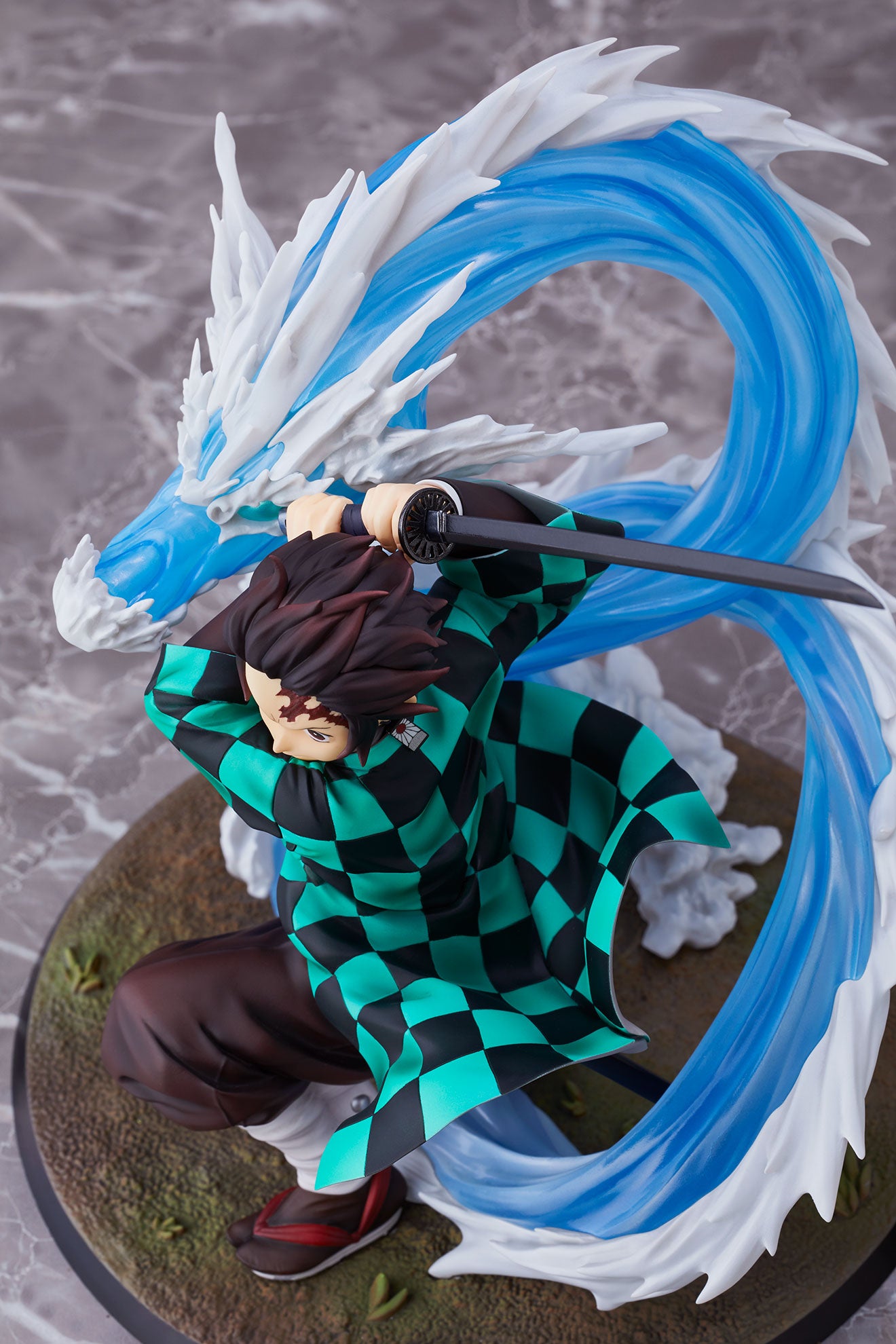 IN-STOCK Aniplex - Demon Slayer: Kimetsu no Yaiba - Tanjirou Kamado: Deluxe Edition 1/8 [EXCLUSIVE]