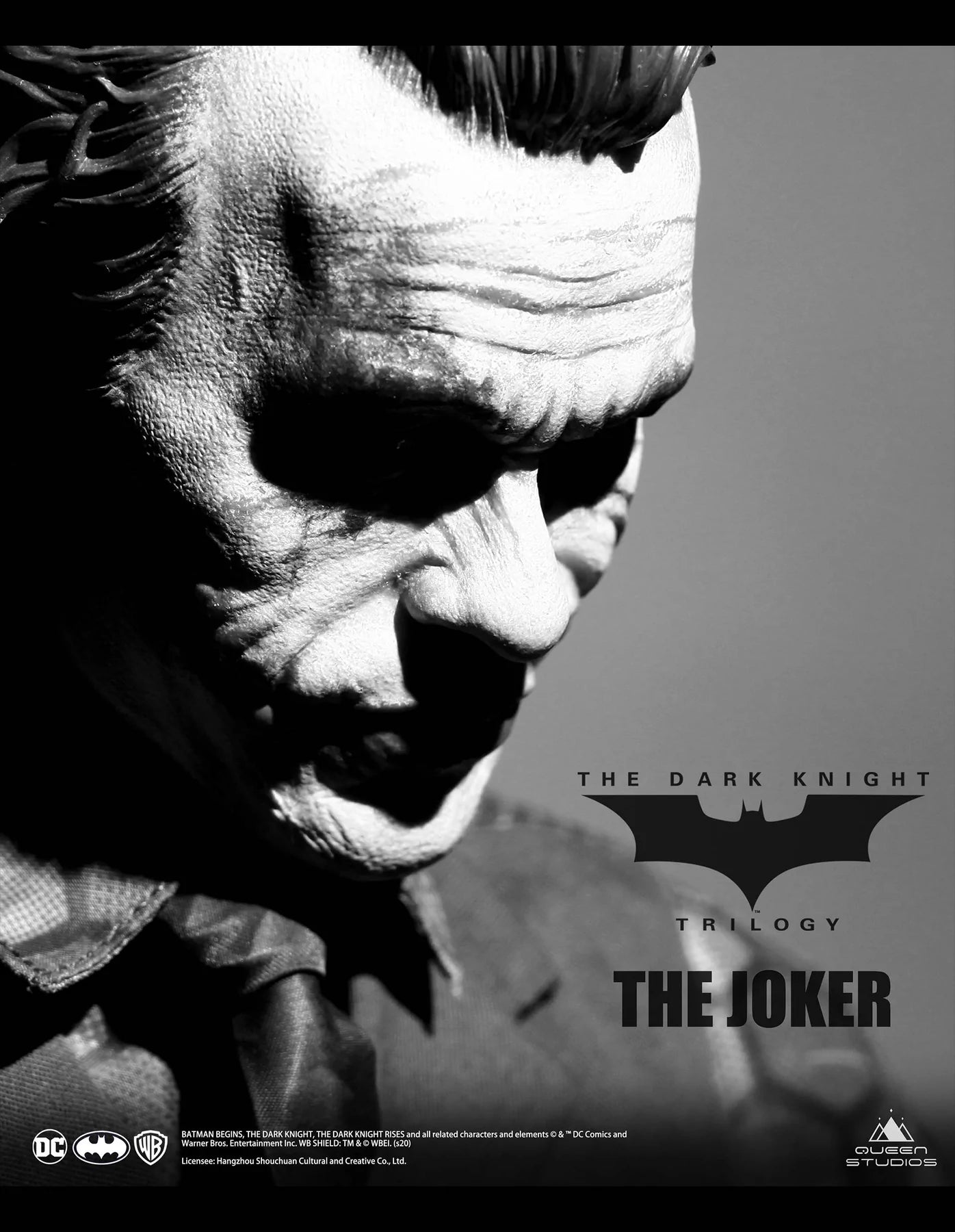 PRE-ORDER The Dark Knight - Joker: Regular Edition 1/3