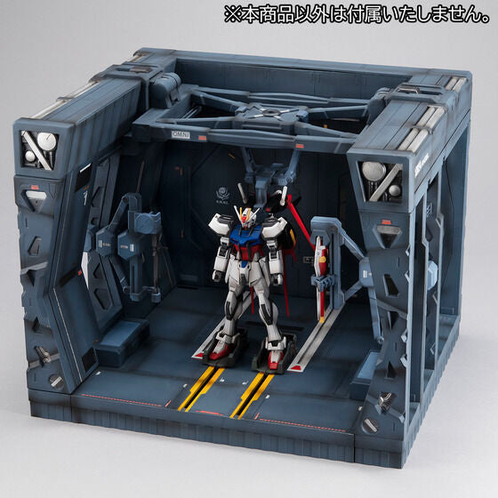PRE-ORDER Realistic Model Series - Mobile Suit Gundam Seed - G-Structure G:05 - Archangel Hangar 1/144 [EXCLUSIVE]