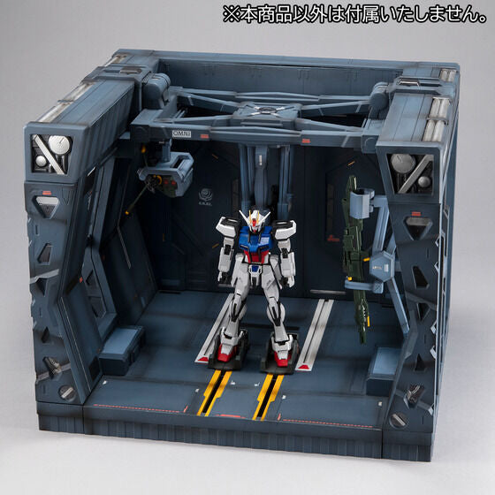 PRE-ORDER Realistic Model Series - Mobile Suit Gundam Seed - G-Structure G:05 - Archangel Hangar 1/144 [EXCLUSIVE]