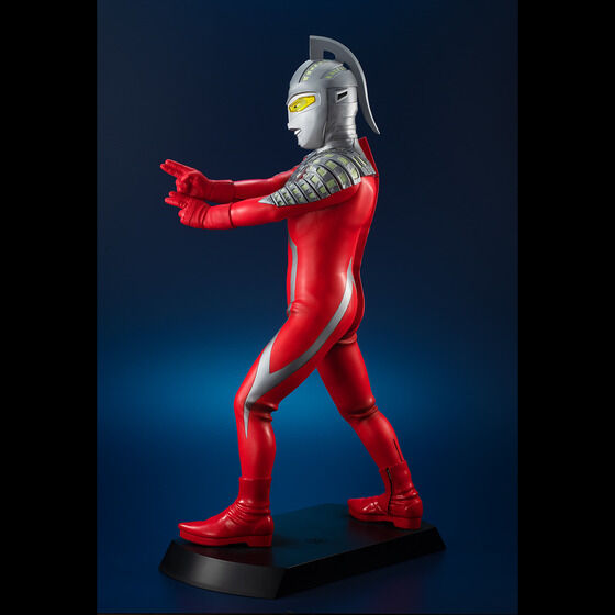 PRE-ORDER Ultimate Article - Ultra Seven [EXCLUSIVE]