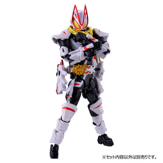 PRE-ORDER Revolve Change Figure PB04 - Kamen Rider Geats - Magnum Boost Set & Fever Form Parts Set [EXCLUSIVE]