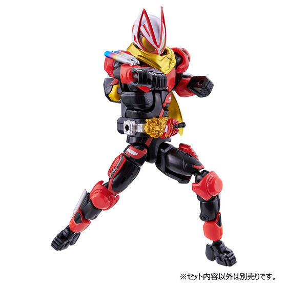 PRE-ORDER Revolve Change Figure PB04 - Kamen Rider Geats - Magnum Boost Set & Fever Form Parts Set [EXCLUSIVE]