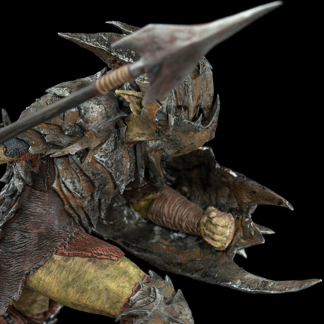 PRE-ORDER Lord of the Rings - Armored Orc BDS Art Scale 1/10