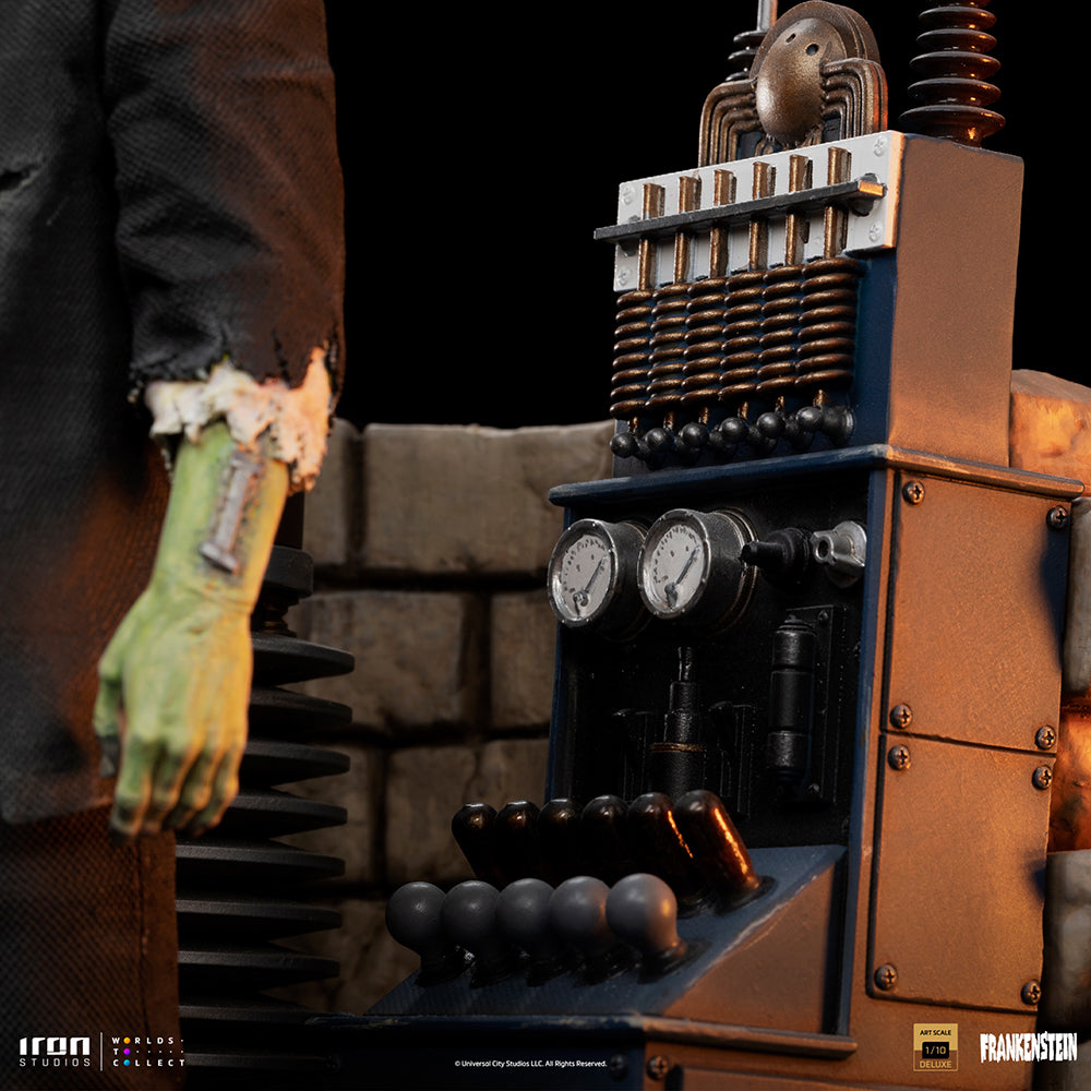 PRE-ORDER Universal Monsters - Frankenstein´s Monster Deluxe Art Scale 1/10