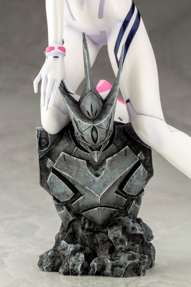 PRE-ORDER EVANGELION:3.0+1.0 THRICE UPON A TIME - Mari Makinami Illustrious: White Plugsuit ver. 1/6