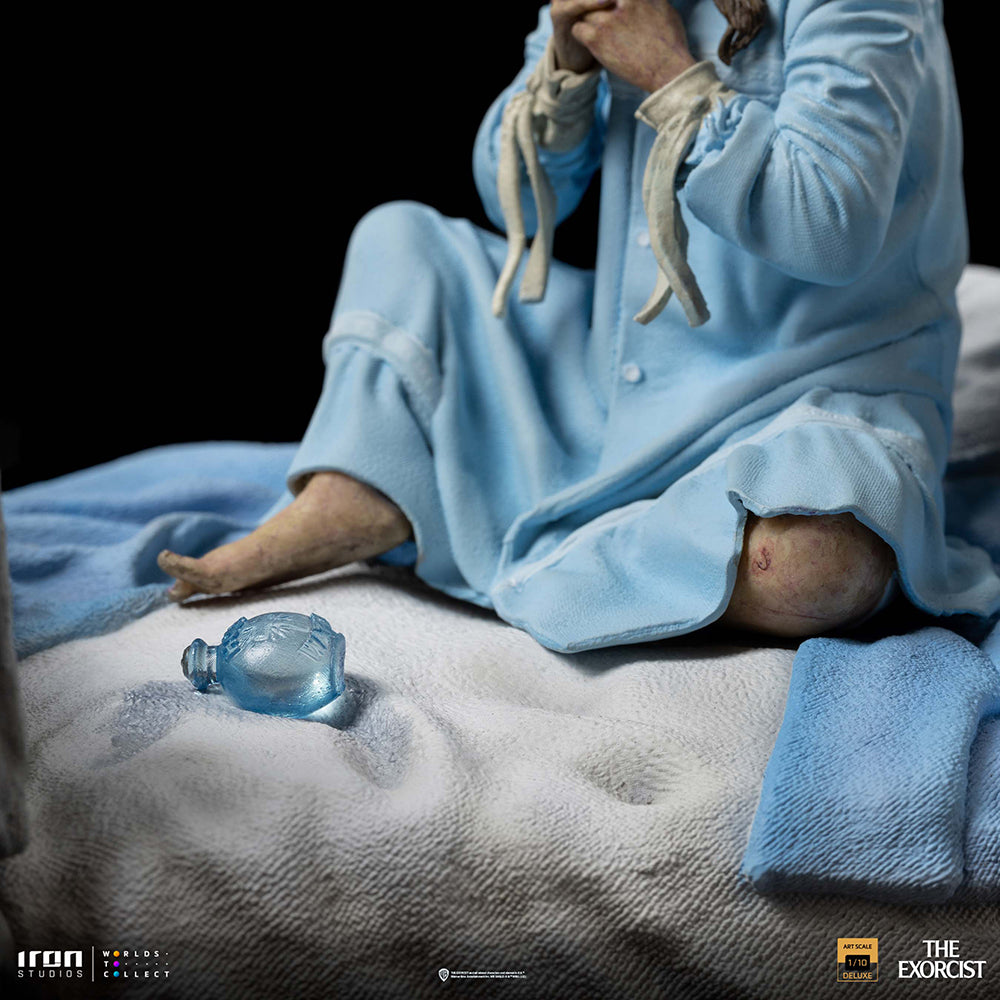 PRE-ORDER The Exorcist - Possessed Regan McNeil Deluxe Art Scale 1/10