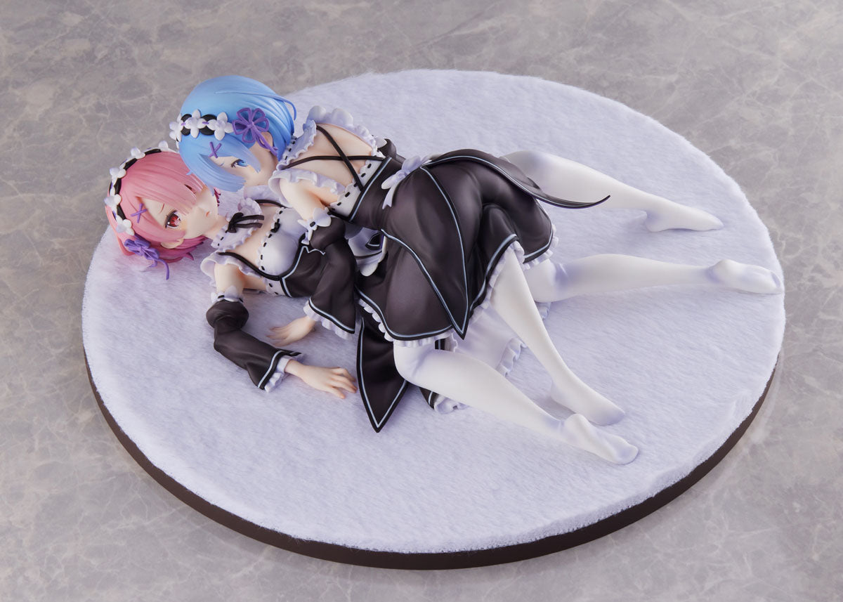 PRE-ORDER Re:ZERO -Starting Life in Another World- - Rem & Ram 1/7