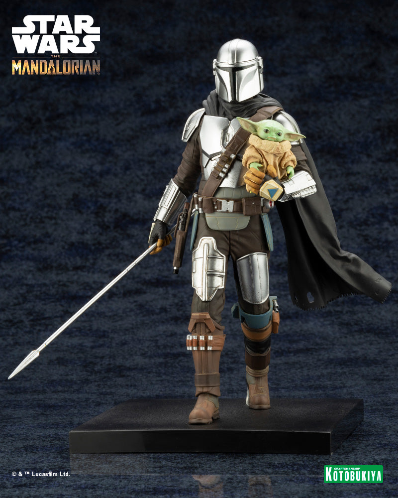 PRE-ORDER ARTFX+ - Star Wars: The Mandalorian™ - MANDALORIAN™& GROGU™ with Beskar Staff 1/10