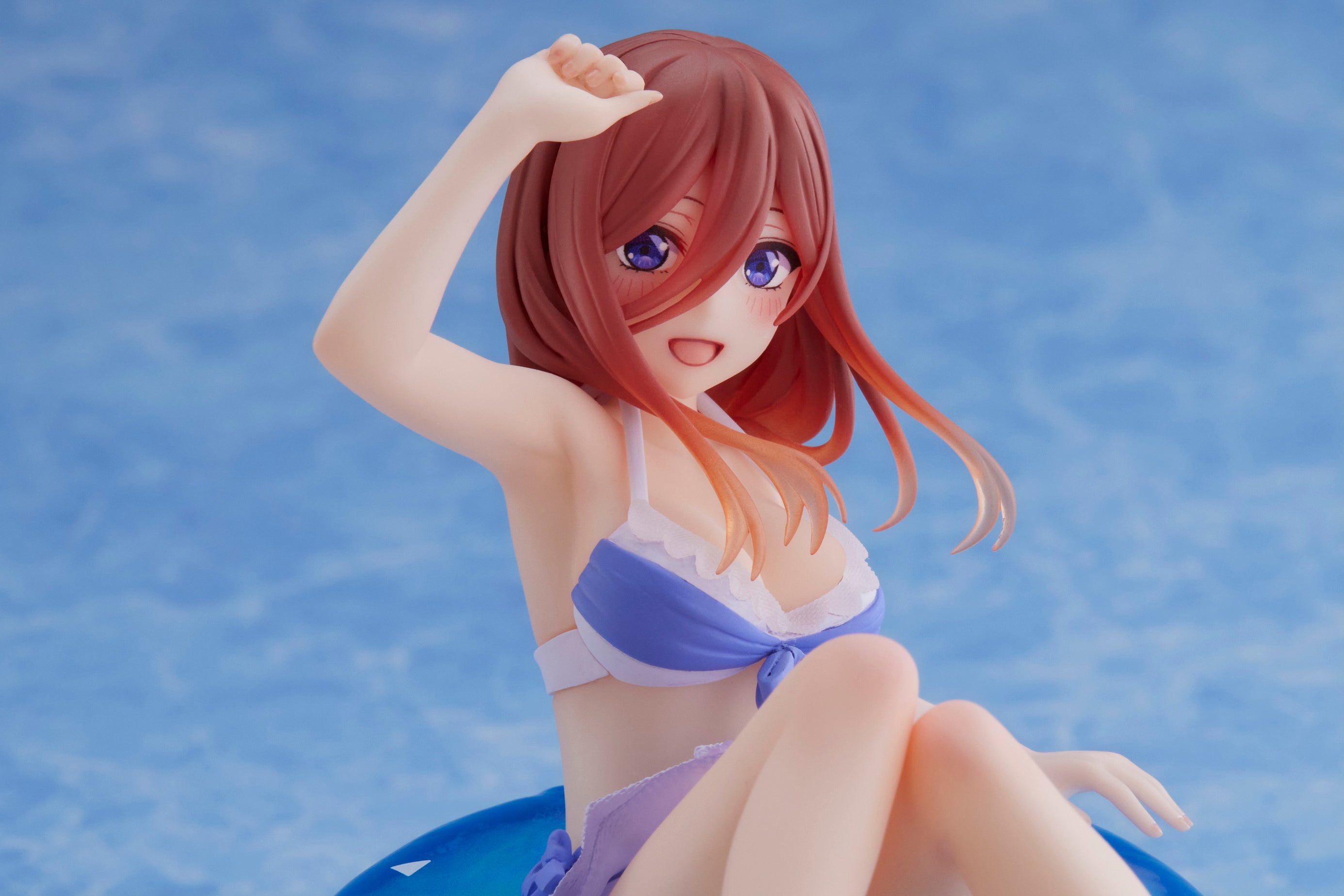 PRE-ORDER The Quintessential Quintuplets Aqua Float Girls Figure - Miku Nakano