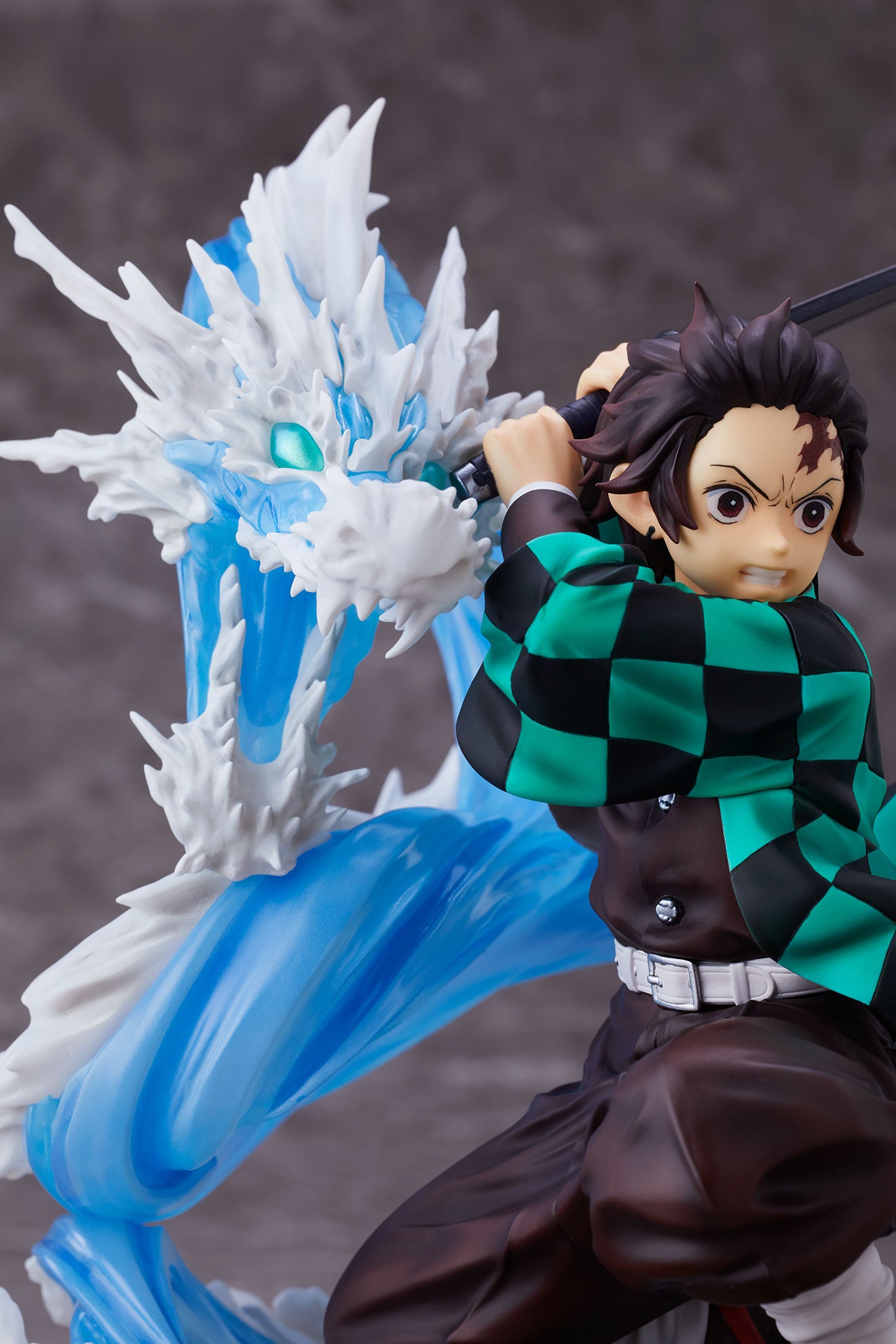 IN-STOCK Aniplex - Demon Slayer: Kimetsu no Yaiba - Tanjirou Kamado: Deluxe Edition 1/8 [EXCLUSIVE]