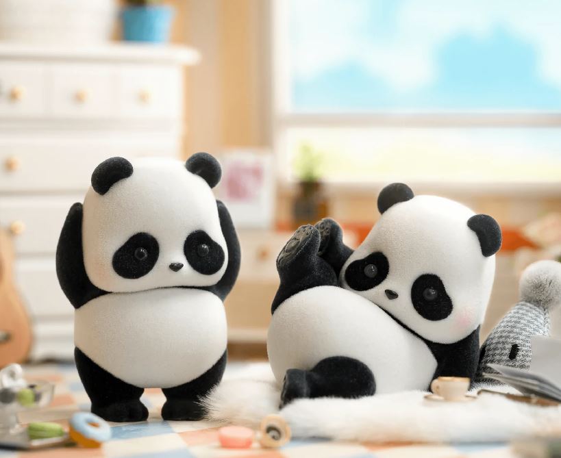 PRE-ORDER PANDA ROLL 2nd [Box of 8]