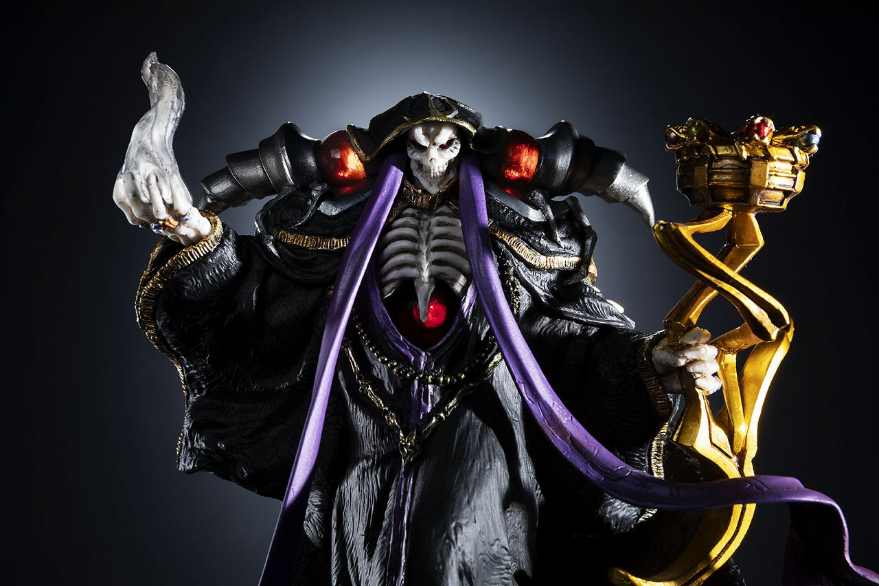 PRE-ORDER OVERLORD - Ainz Ooal Gown