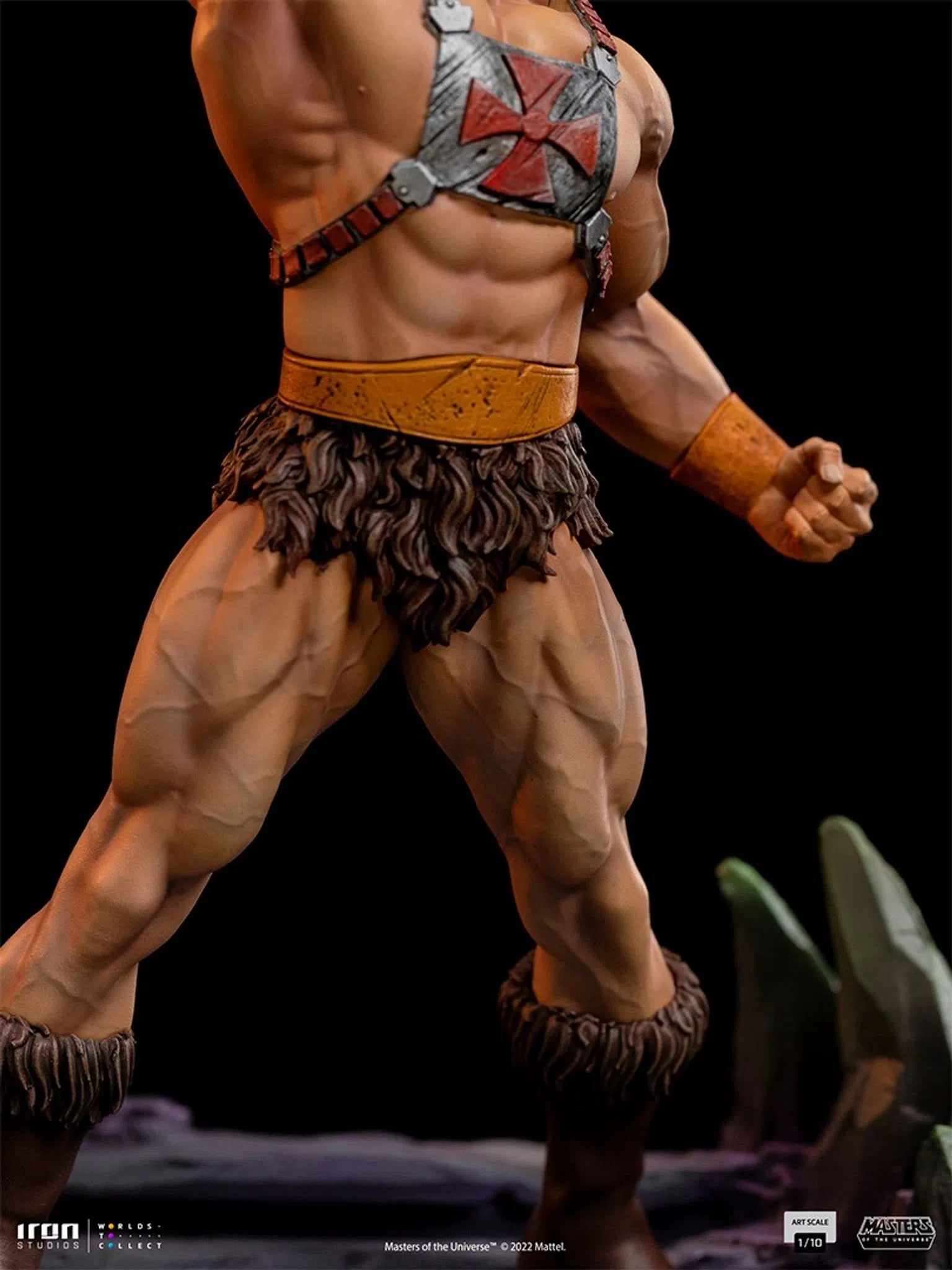 PRE-ORDER Masters of the Universe - He-Man Art Scale 1/10