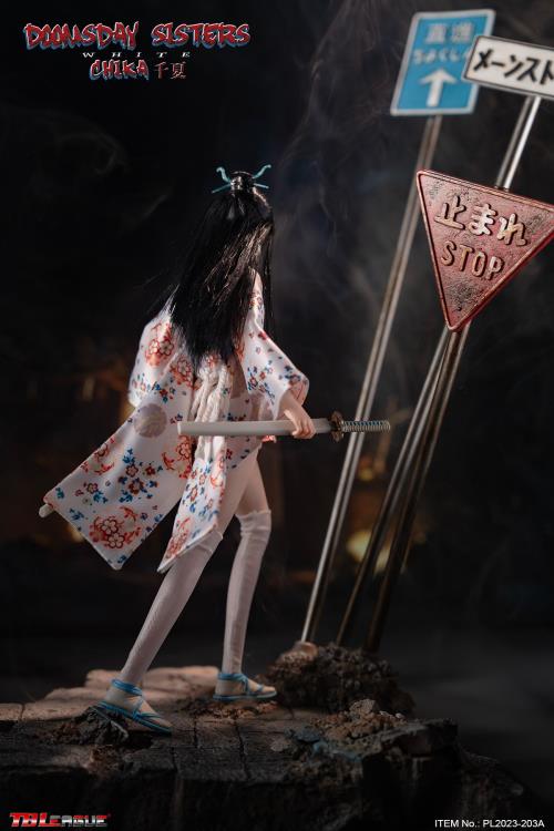 PRE-ORDER Doomsday Sisters - Chika: White 1/6