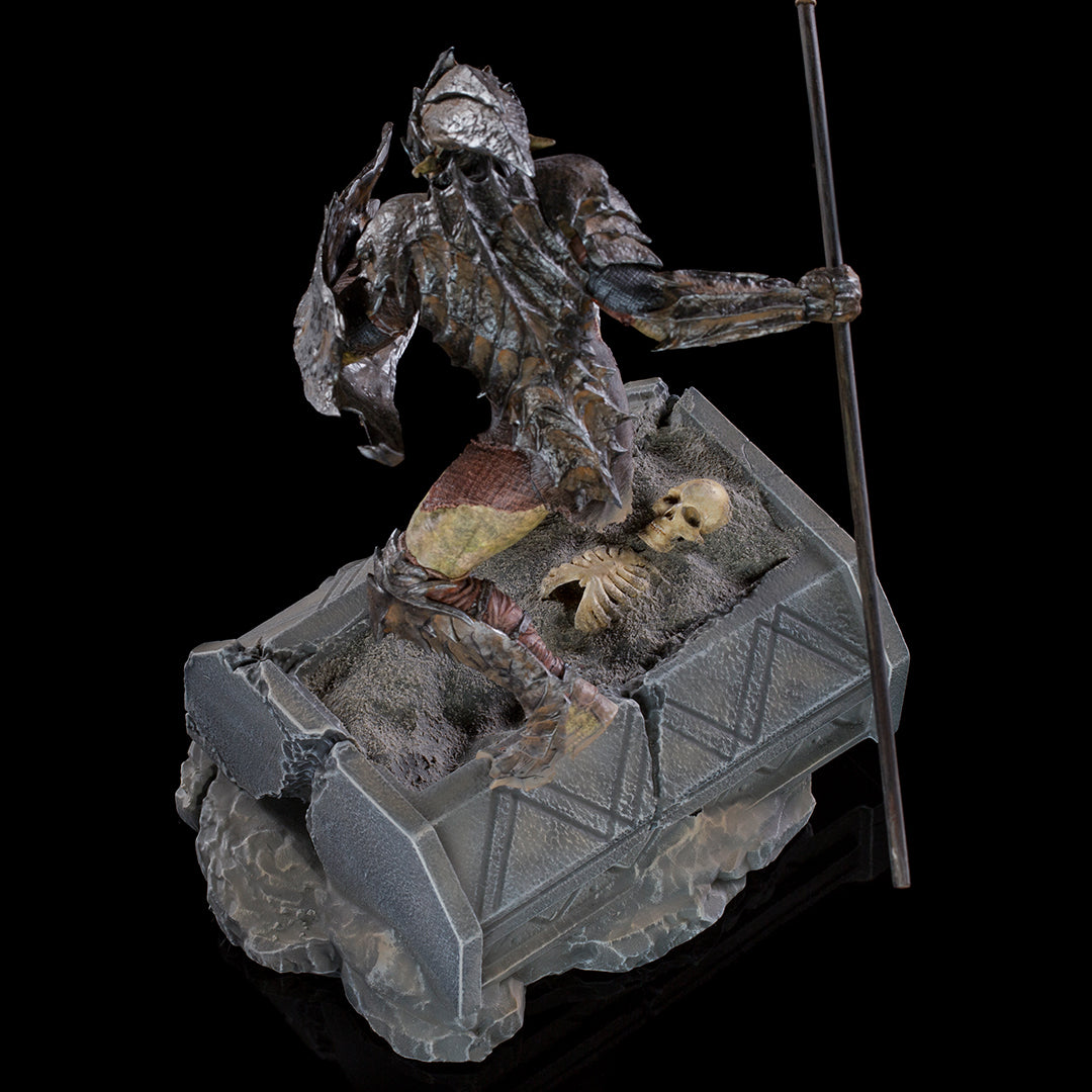 PRE-ORDER Lord of the Rings - Armored Orc BDS Art Scale 1/10