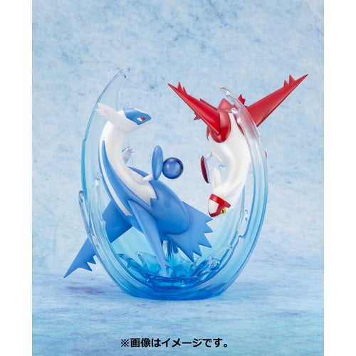 PRE-ORDER Pokémon - Latios and Latias [EXCLUSIVE]