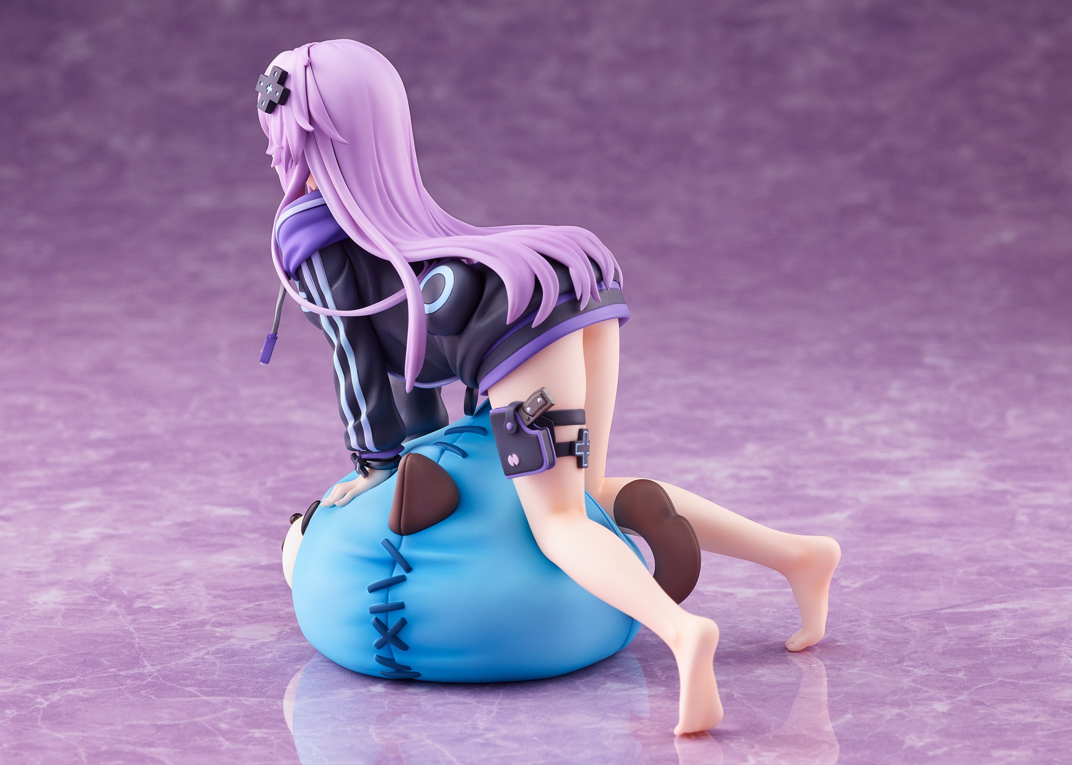 PRE-ORDER Hyperdimension Neptunia - Dimensional Traveler Neptune: Waking Up Ver. 1/8