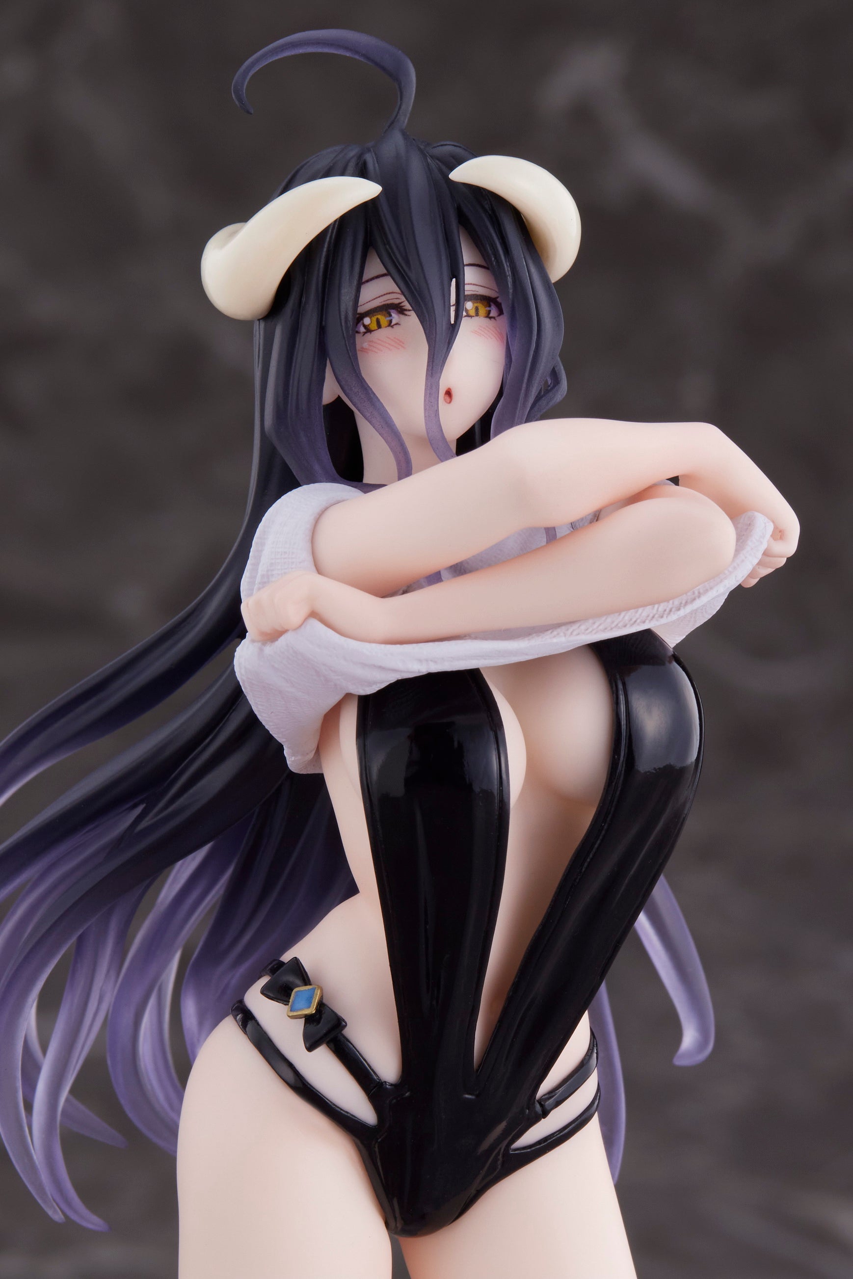 IN-STOCK Taito - Overlord IV Coreful Figure - Albedo: T-Shirt Swimsuit Ver.