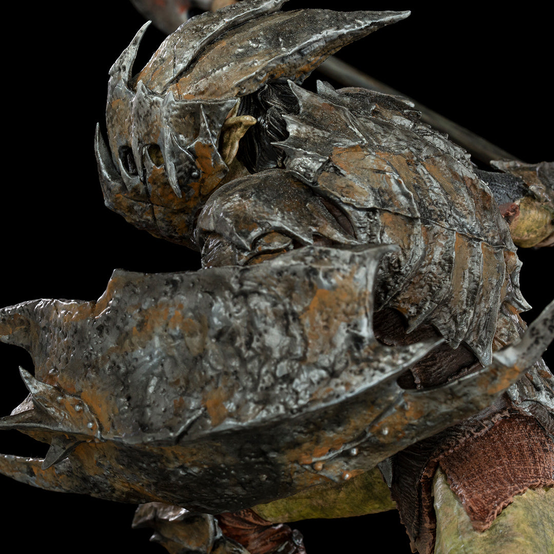 PRE-ORDER Lord of the Rings - Armored Orc BDS Art Scale 1/10