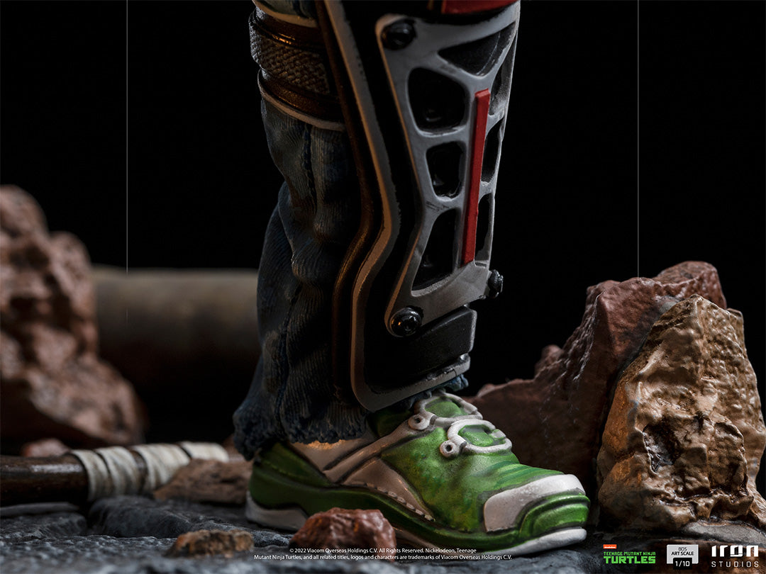PRE-ORDER TMNT - Casey Jones Art Scale 1/10