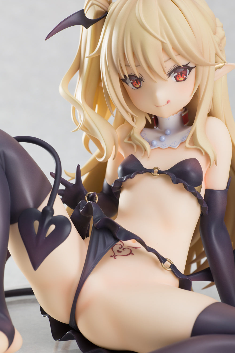 PRE-ORDER Succubus Titi Illustrated by Tamano Kedama 1/6
