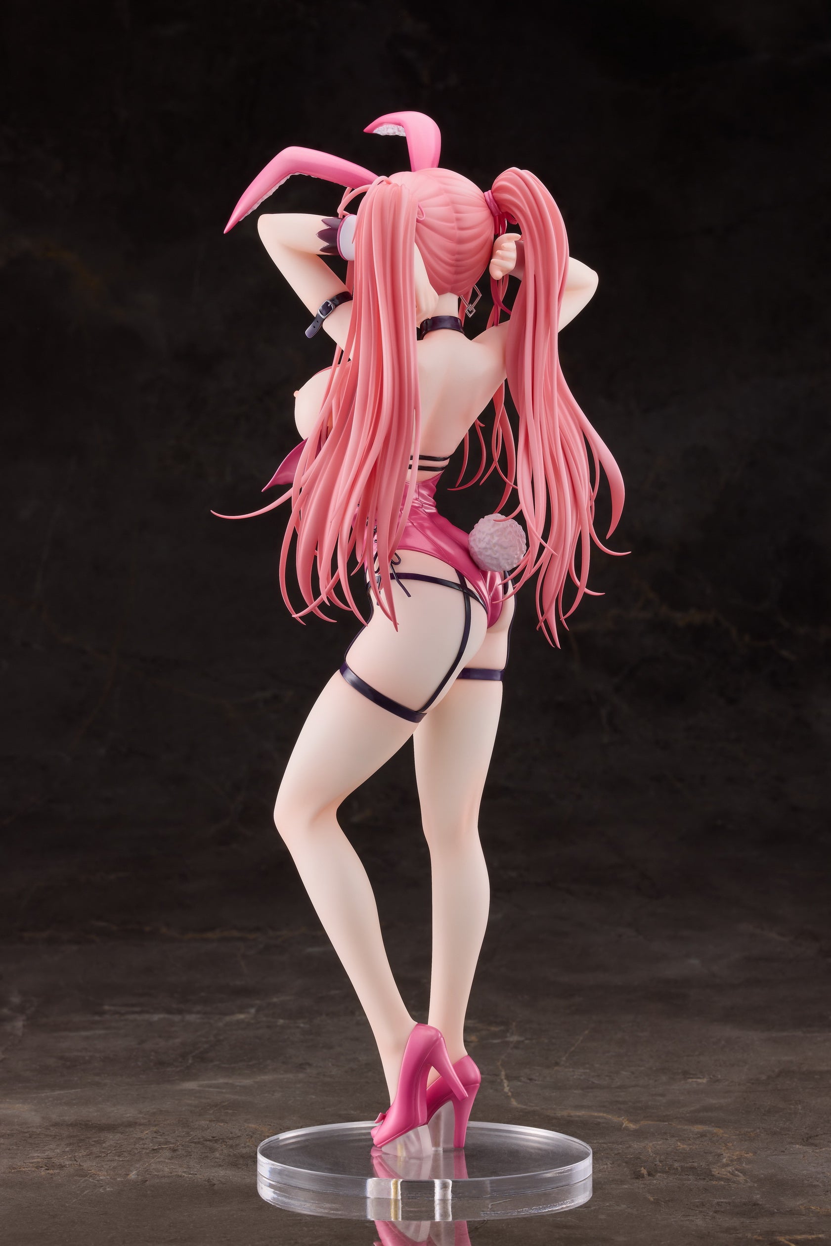PRE-ORDER Pink Twintail Bunny-chan: Deluxe Edition 1/4