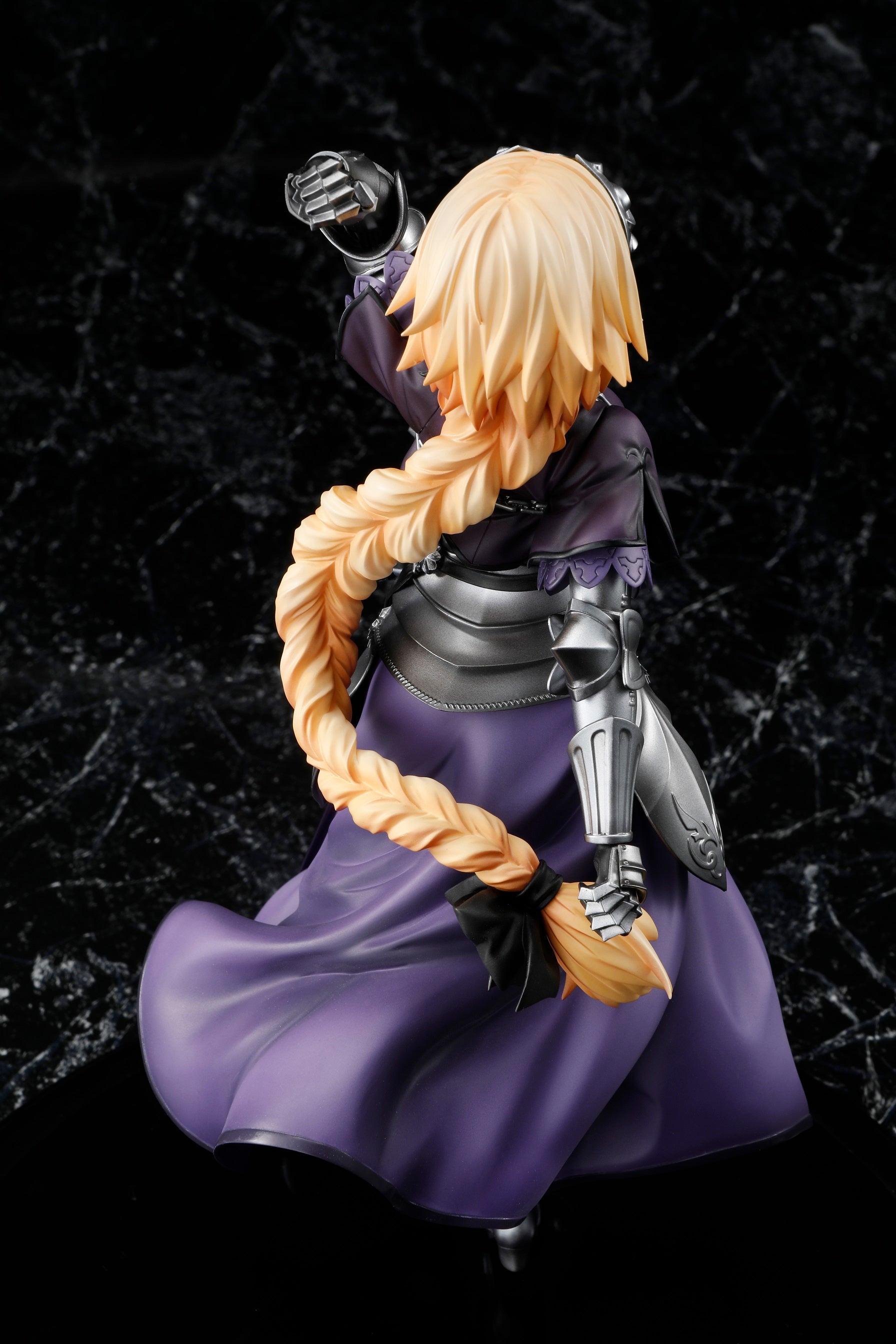 PRE-ORDER Fate/Grand Order - Jeanne D'Arc: Renewal Package Ver. 1/7