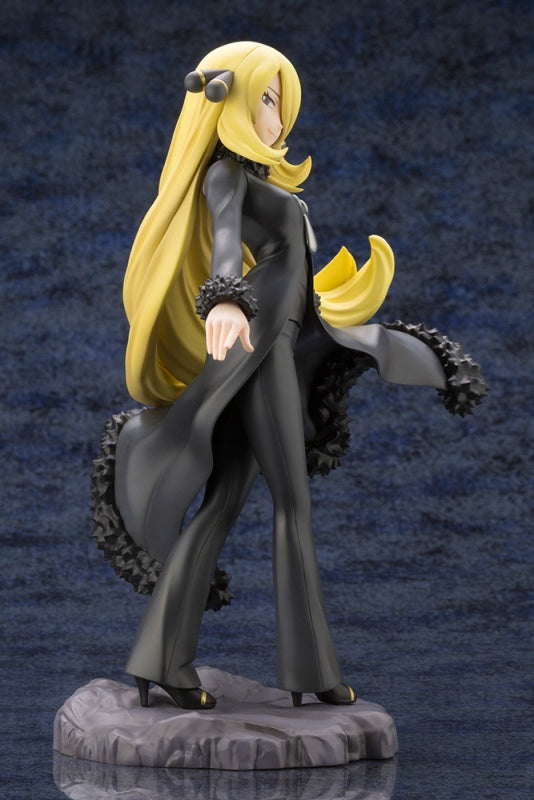 SPECIAL ORDER - ARTFX J - Pokémon Figure Series - Pocket Monsters - Cynthia with Garchomp 1/8