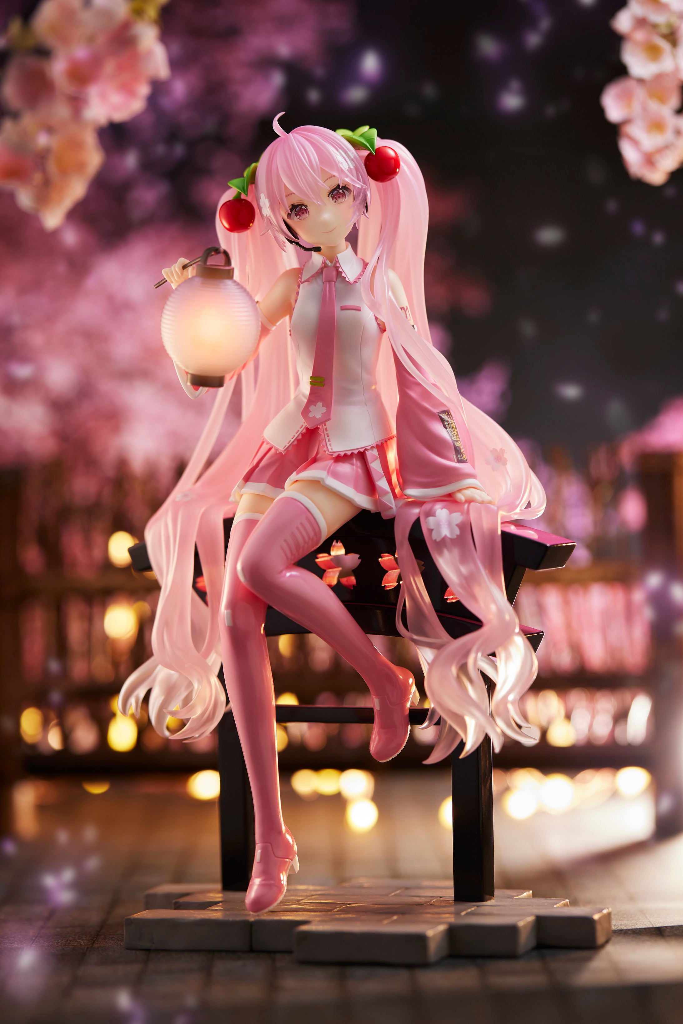 IN-STOCK Taito - Vocaloid AMP+ Figure - Sakura Miku: Sakura Lantern Ver.