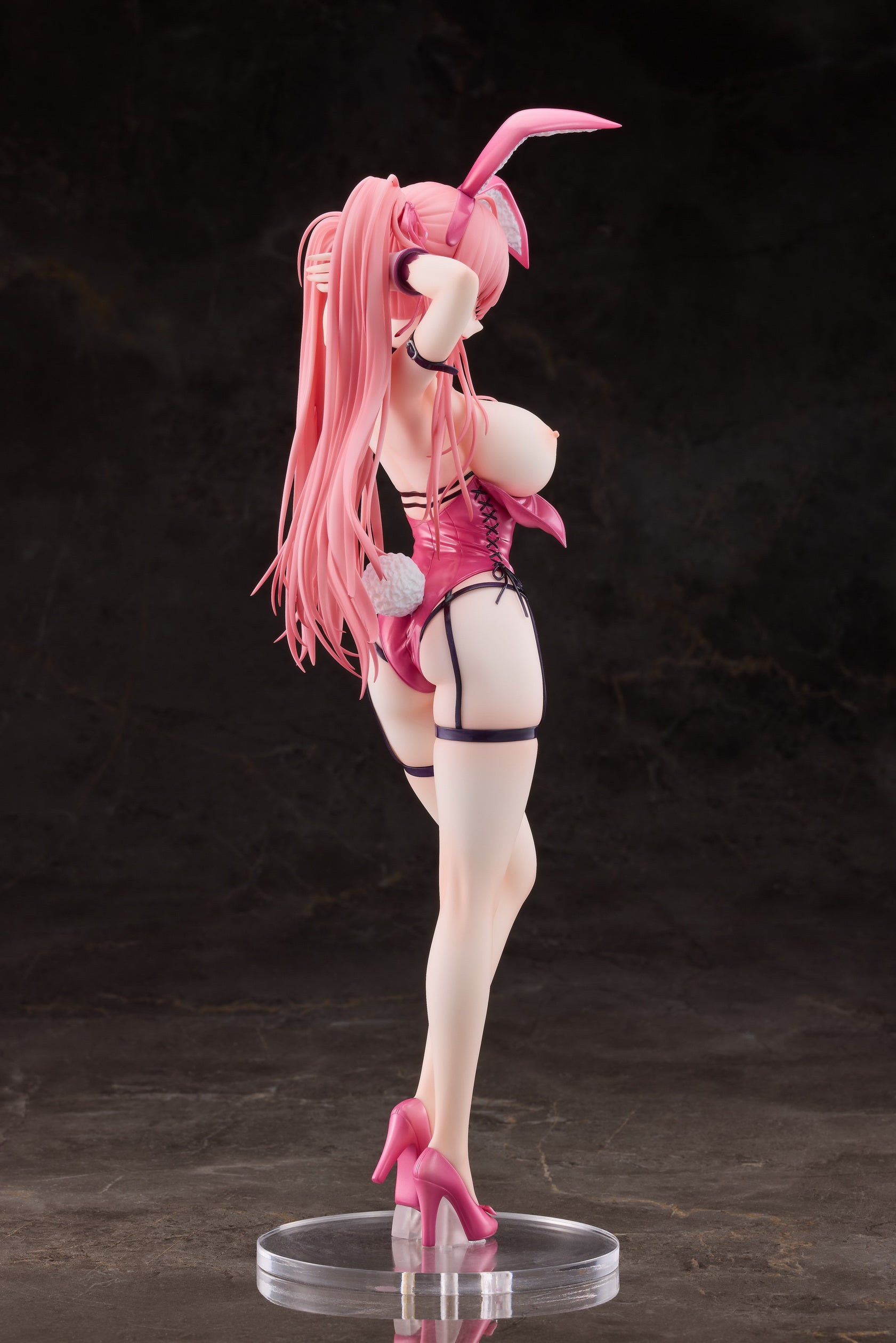 PRE-ORDER Pink Twintail Bunny-chan: Deluxe Edition 1/4