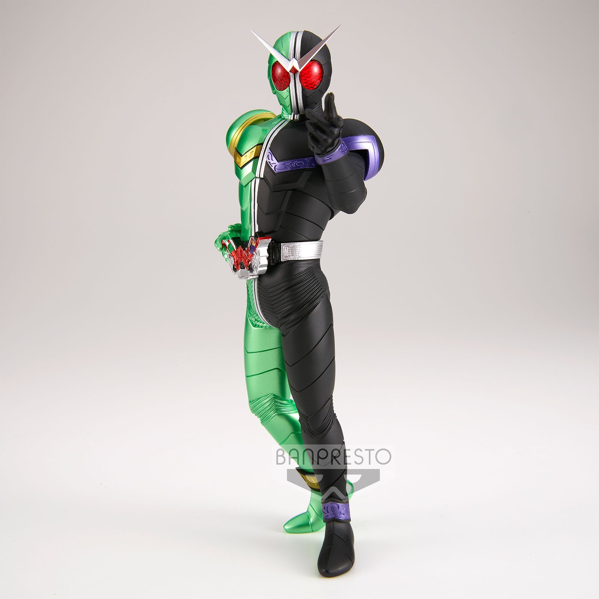 PRE-ORDER Kamen Rider W Hero's Brave Statue Figure - Kamen Rider W Cyclone Joker: Ver. A