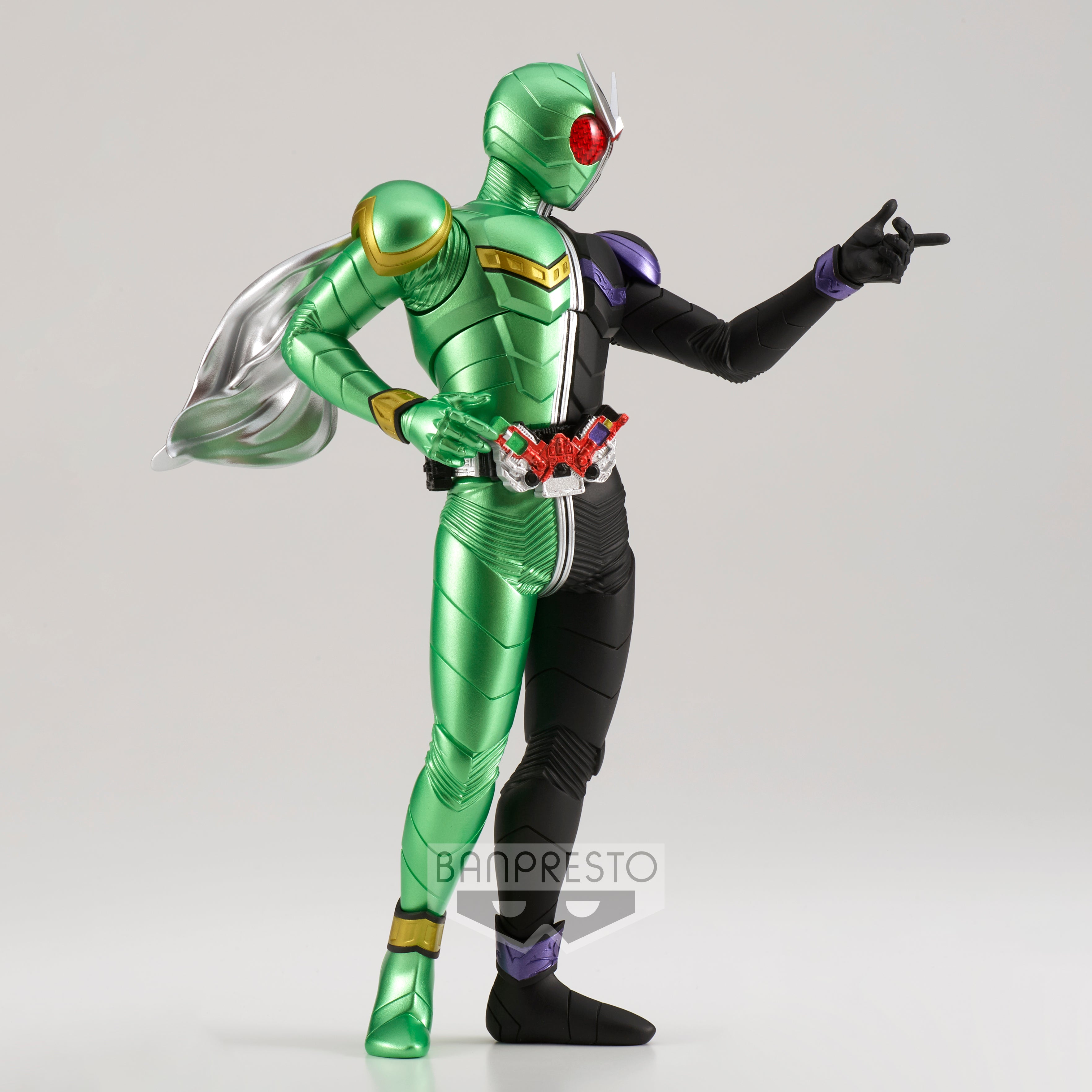 PRE-ORDER Kamen Rider W Hero's Brave Statue Figure - Kamen Rider W Cyclone Joker: Ver. A