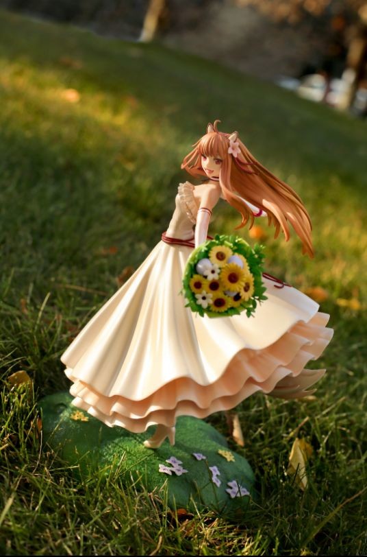 IN-STOCK Myethos - Spice and Wolf - Holo: Wedding Dress Ver. 1/8 [EXCLUSIVE]