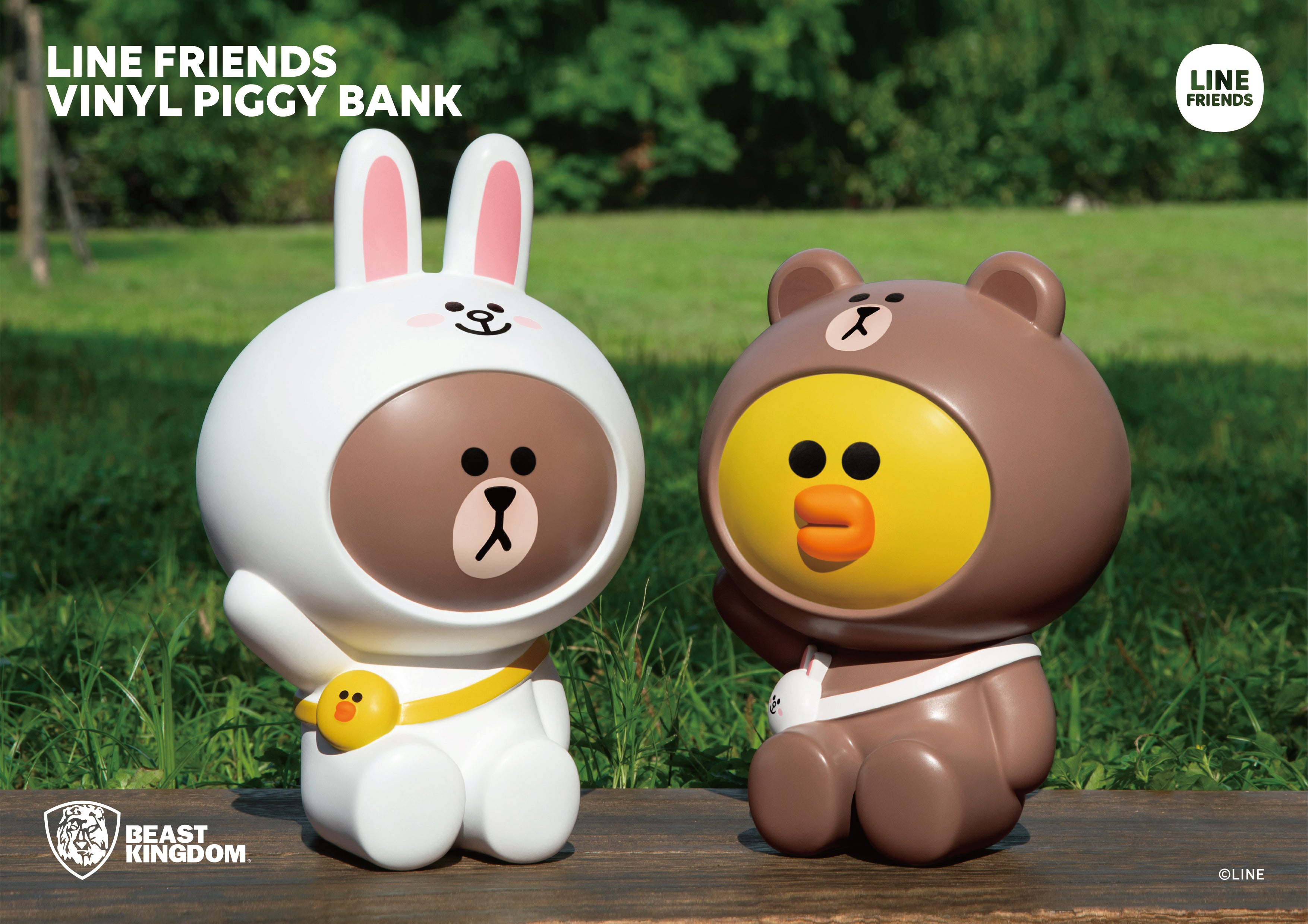 PRE-ORDER Vinyl Piggy Bank - Line Friends - Brown Costume Sally