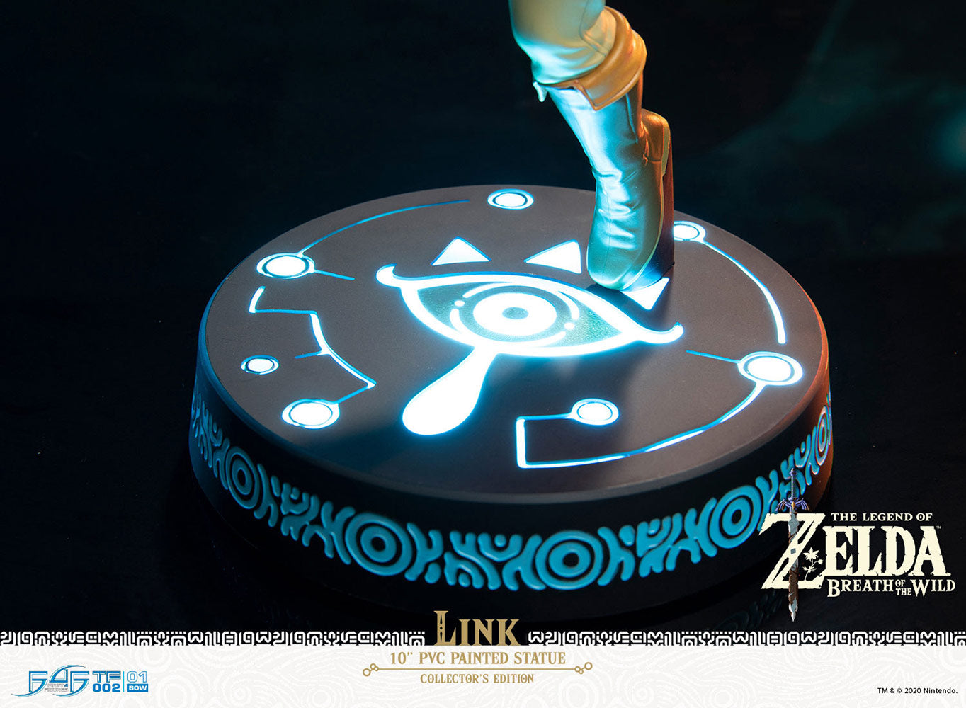 IN-STOCK First 4 Figures - The Legend of Zelda: Breath of the Wild - Link: Collector's Edition (Light-Up Function) [3rd Release]