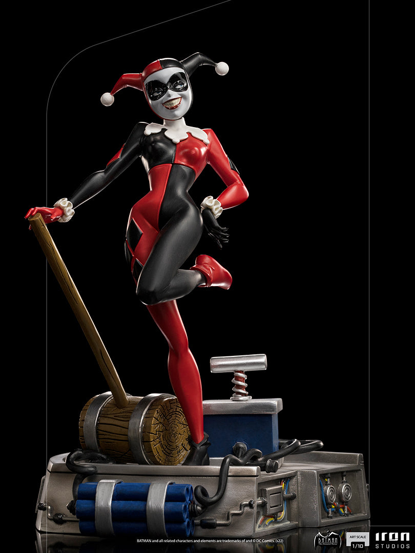 PRE-ORDER Batman The Animated Series - Harley Quinn Art Scale 1/10