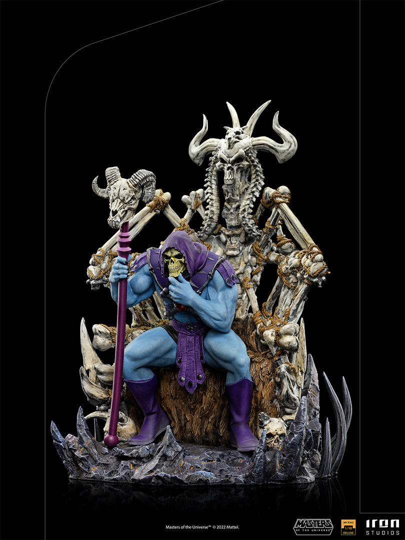 PRE-ORDER The Masters of the Universe - Skeletor on Throne Deluxe Art Scale 1/10