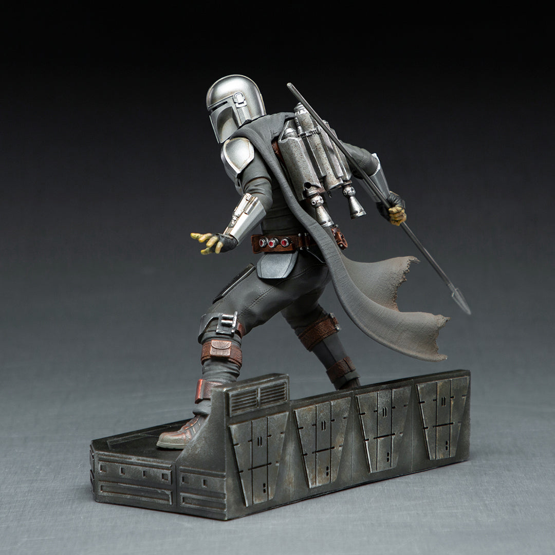 PRE-ORDER The Mandalorian - The Mandalorian BDS Art Scale 1/10