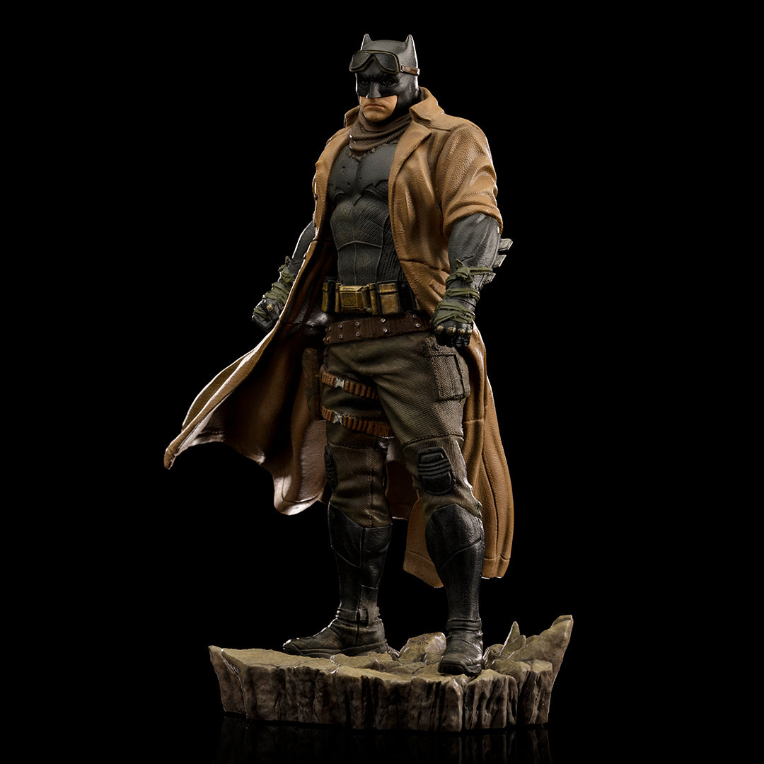 PRE-ORDER Zack Snyder's Justice League - Knightmare Batman Art Scale 1/10