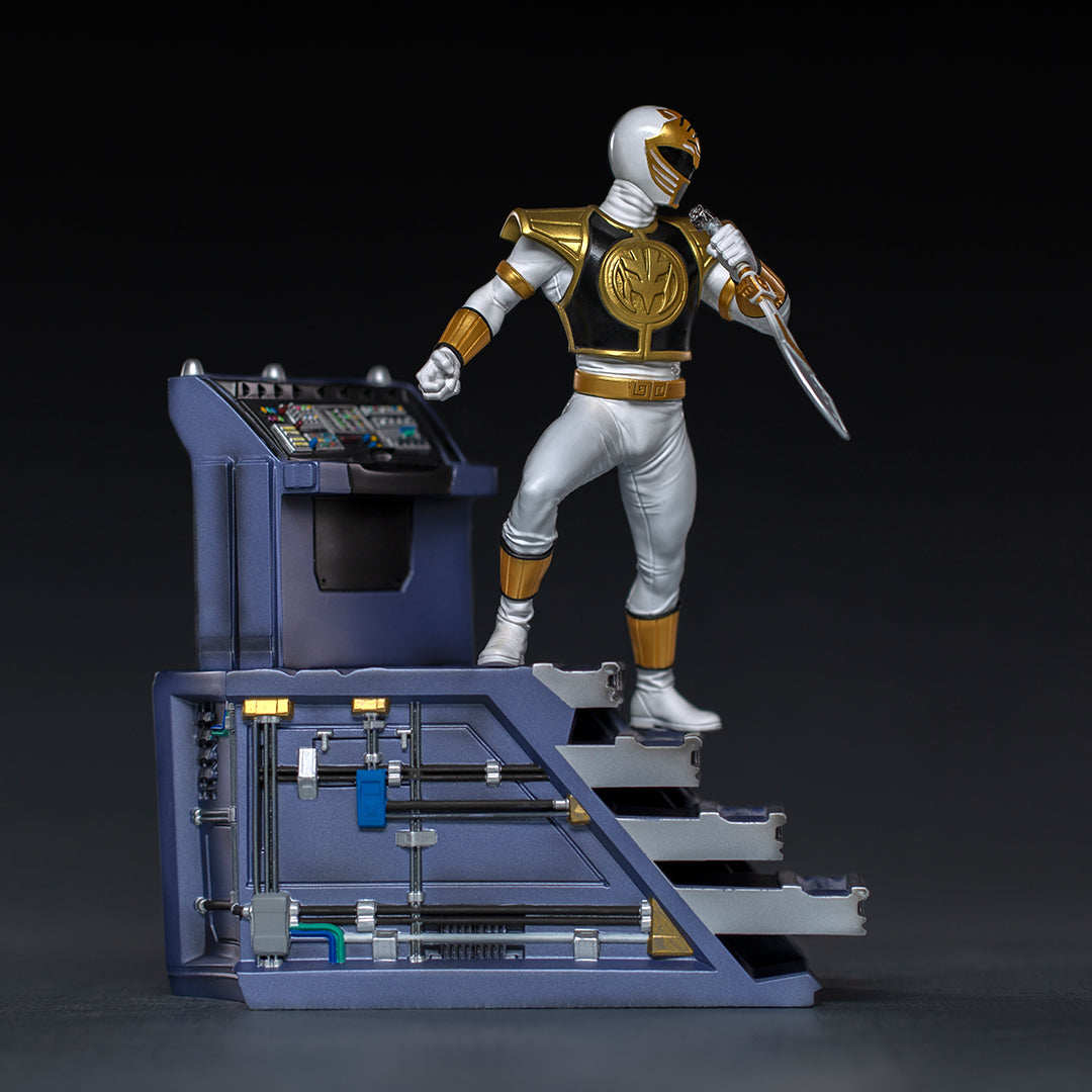 PRE-ORDER Mighty Morphin Power Rangers - White Ranger BDS Art Scale 1/10