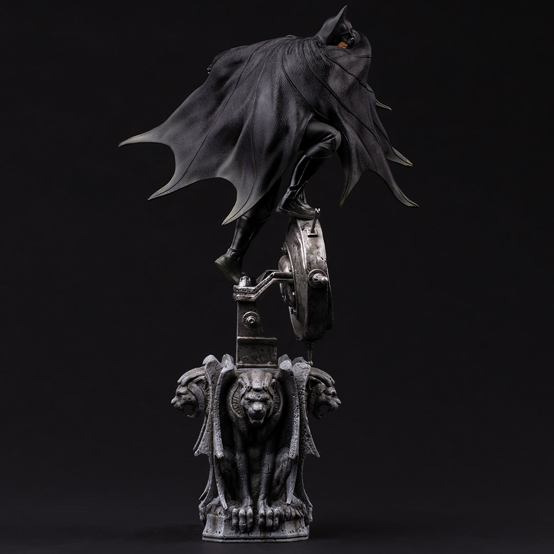 PRE-ORDER Batman Returns - Batman Deluxe Art Scale 1/10